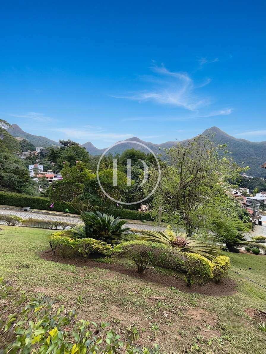 Apartamento à venda com 3 quartos - Cônego,