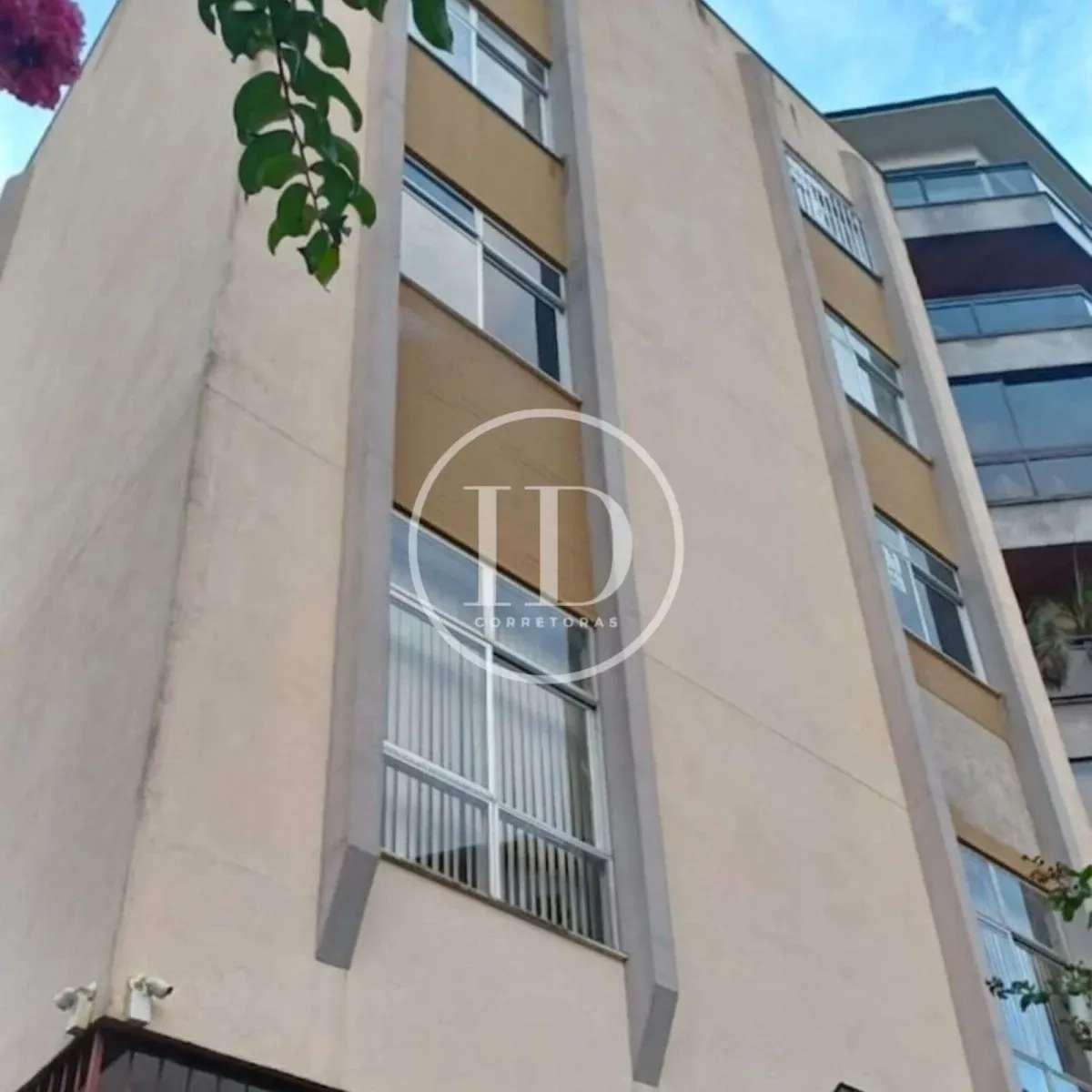 Apartamento à venda com 2 quartos - Centro,Nova Friburgo