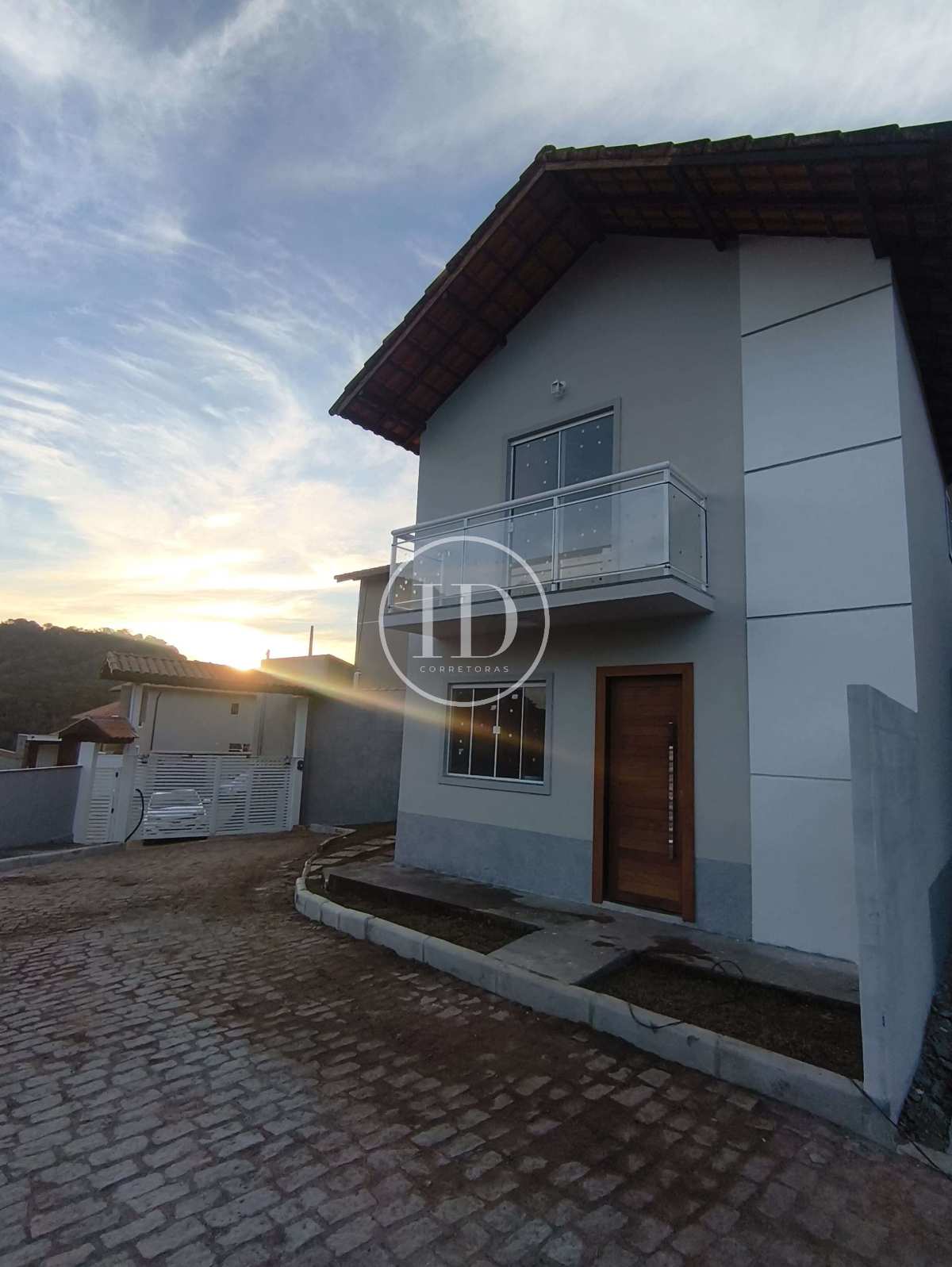 Casa à venda com 2 quartos - Nova Suíça,Nova Friburgo