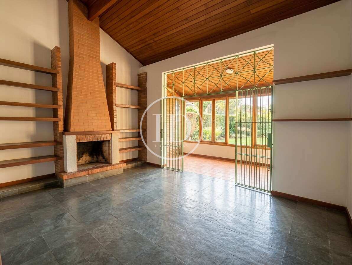 - Casa Duplex Rústica -  Vale Dos Pinheiros .